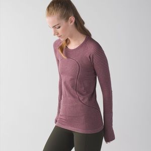 Lululemon Swiftly Tech Long Sleeve Crew
Heathered Bordeaux Drama